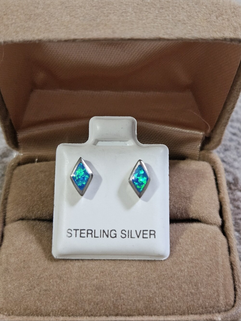 Vintage Sterling Silver Blue-Green Opal Inlay Marquise Stud Earrings ✨️